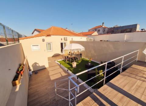 Moradia Renovada em Perafita | Matosinhos