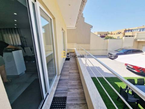 Moradia T3 + Casa T1 Renovadas | Lavra