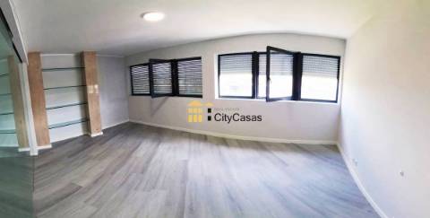 T4 Renovado c/ Garagem em Braga