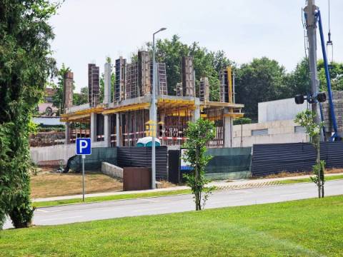 Moradia T3 Nova em Palmeira, Braga
