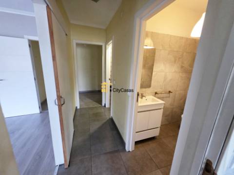 Apartamento T3 c/ L. Garagem | Mafamude