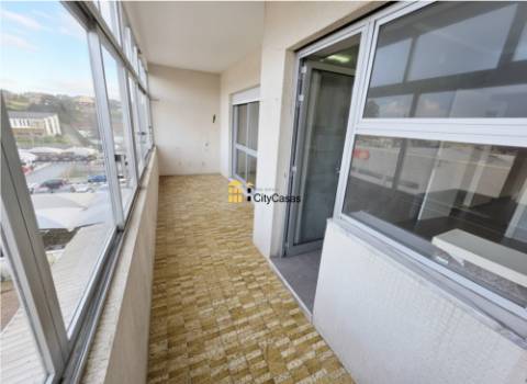 Apartamento T3 c/ L. Garagem | Mafamude