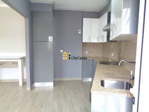 Andar Moradia T3 Renovado c/ 2 Garagens | Gondomar