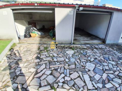 Andar Moradia T3 Renovado c/ 2 Garagens | Gondomar