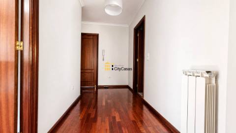 Apartamento T3 c/ L. Garagem | Águas Santas