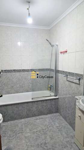 Apartamento T3 c/ L. Garagem | Águas Santas