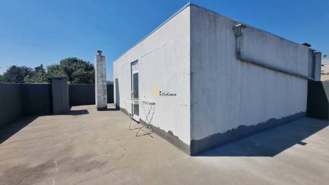 Apartamento T3 c/ L. Garagem | Águas Santas