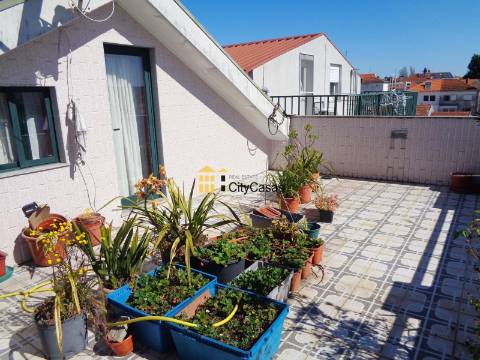 Moradia T2+1 em Campanhã | Porto