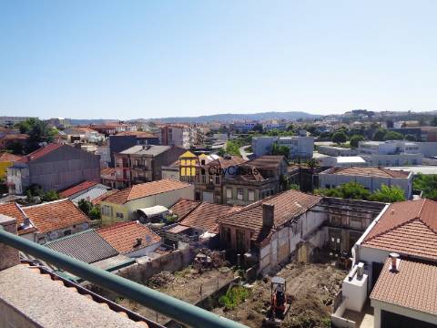Moradia T2+1 em Campanhã | Porto