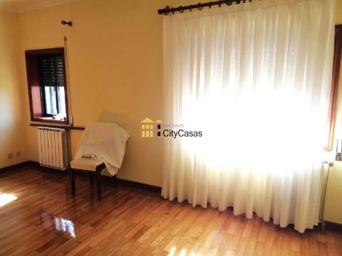 Moradia T2+1 em Campanhã | Porto