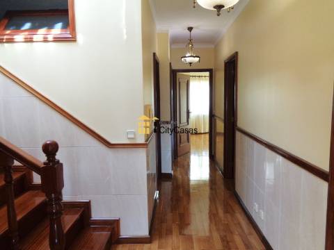 Moradia T2+1 em Campanhã | Porto