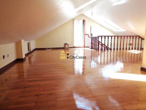Moradia T2+1 em Campanhã | Porto