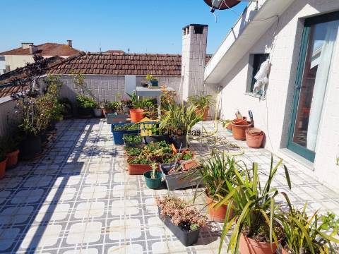 Moradia T2+1 em Campanhã | Porto