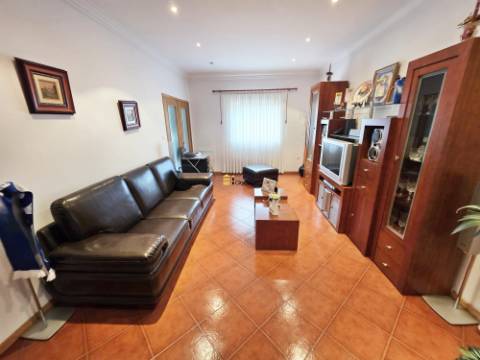 Moradia T3 em Novelas | Penafiel