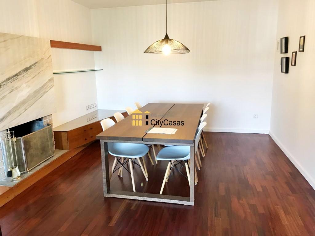 Apartamento T4 ao Metro de Salgueiros | Paranhos
