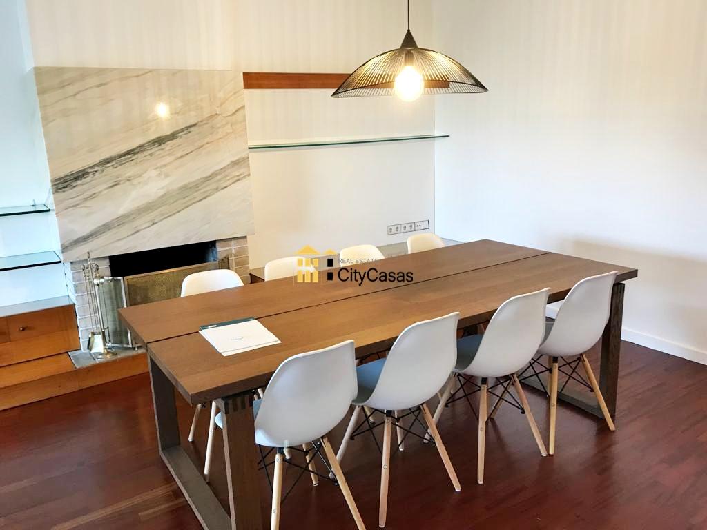 Apartamento T4 ao Metro de Salgueiros | Paranhos