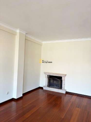 Apartamento T3 no Centro de Barcelos