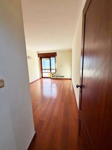Apartamento T3 no Centro de Barcelos