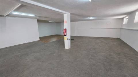 Armazém em Ermesinde