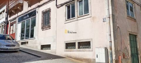 4 Frações para Venda | Centro de Lamego