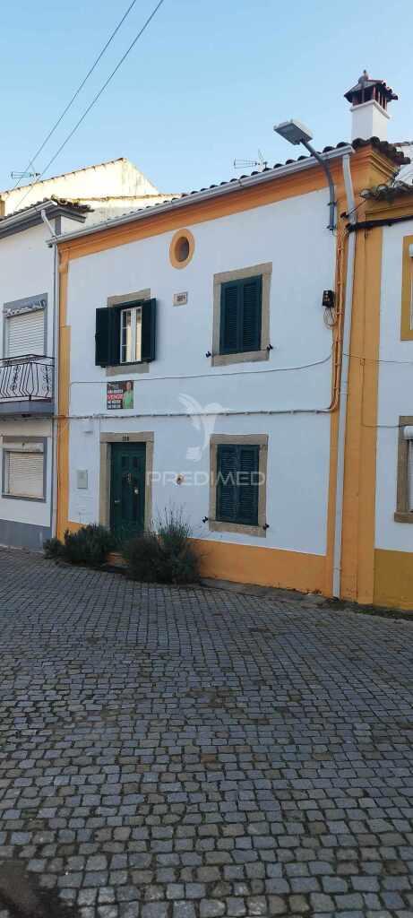 Moradia com terraço