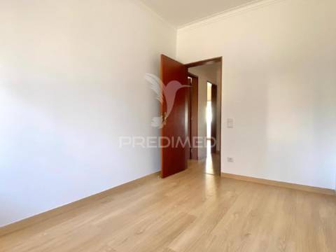 Apartamento t3 - são joão da talha