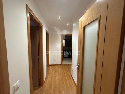 Apartamento t3 com garagem /arrendamento santarém