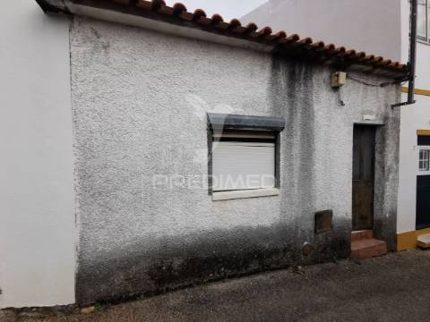 Moradia terrea geminada