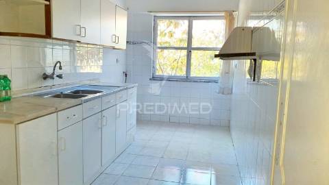 ótima oportunidade – apartamento t2 em tercena - barcarena