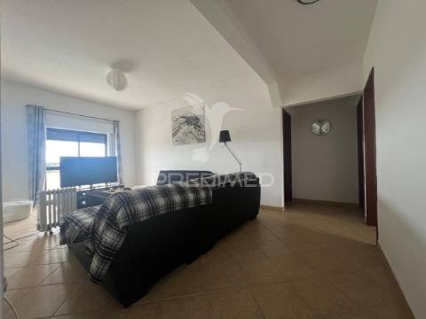 Moradia bi-familiar t5+t3 em brejos do assa, palmela