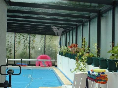Moradia t5 - piscina  - 4 frentes  -  vila co conde