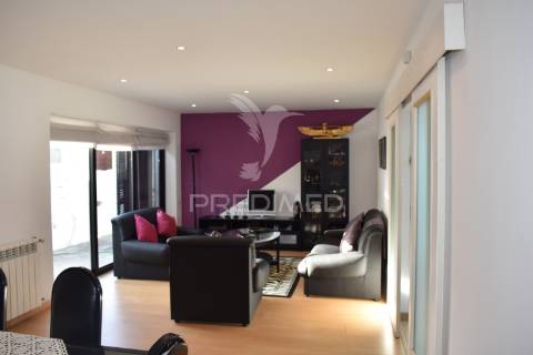 Moradia t5 - piscina  - 4 frentes  -  vila co conde
