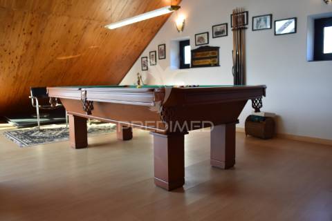 Moradia t5 - piscina  - 4 frentes  -  vila co conde