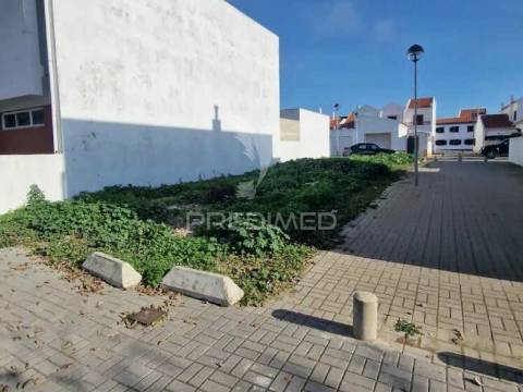 Lote urbano para moradia em sines