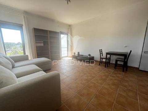 Casa renovada com vista rio – soltroia