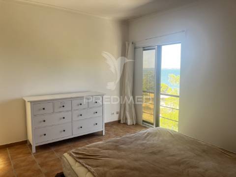 Casa renovada com vista rio – soltroia