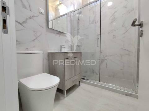 Moradia térrea t2 totalmente remodelada em setúbal