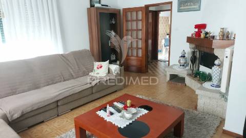 Moradia t3 em oliveira - amarante