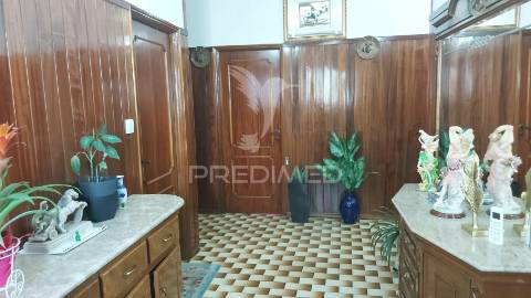 Moradia t3 em oliveira - amarante