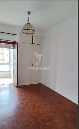 Apartamento t2 ao pé da estação comboios