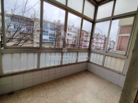 Apartamento t2 ao pé da estação comboios