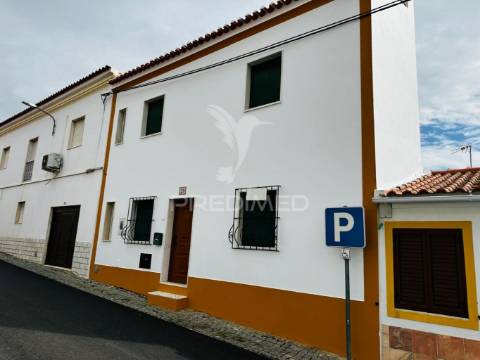 Moradia t3 com quintal vila boim