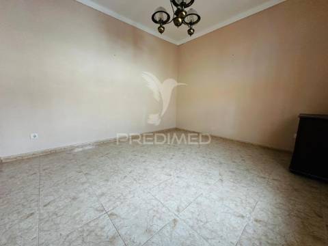 Moradia t3 com quintal vila boim