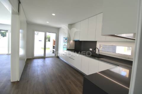 Moradia t4, quinta de valadares