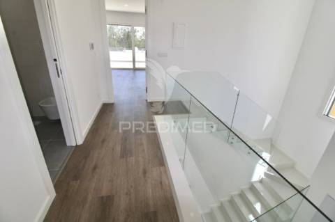 Moradia t4, quinta de valadares