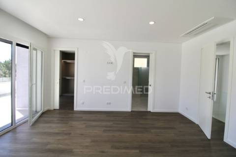 Moradia t4, quinta de valadares