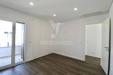 Moradia t4, quinta de valadares