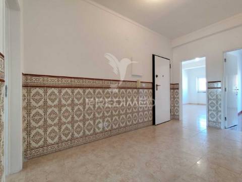 Apartamento t2 vale da amoreira