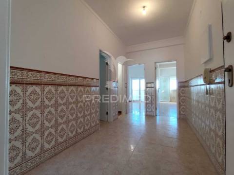 Apartamento t2 vale da amoreira