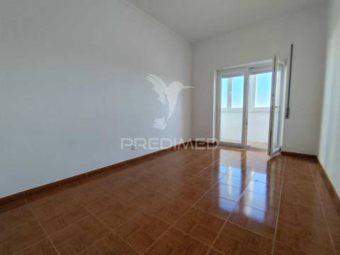 Apartamento t2 vale da amoreira